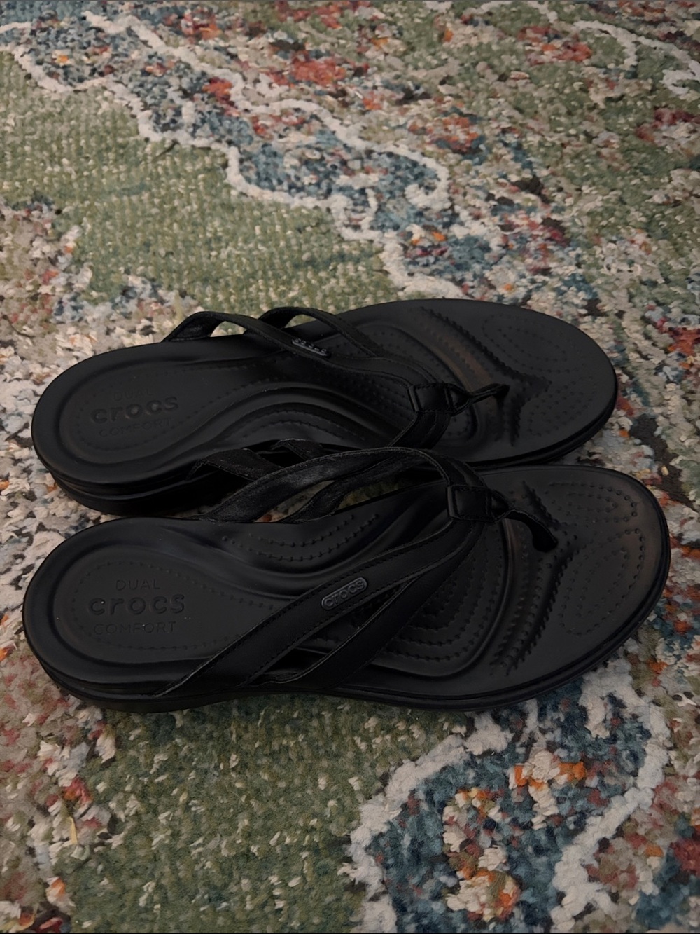 CROCS Women’s Black Strappy Toe-Post Sandals